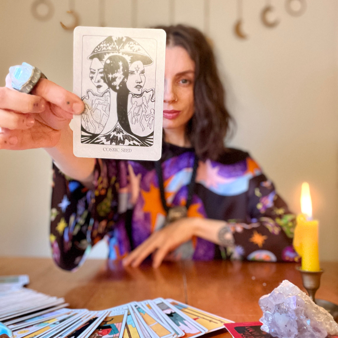 1/25: Tarot Readings with Lizz Truitt